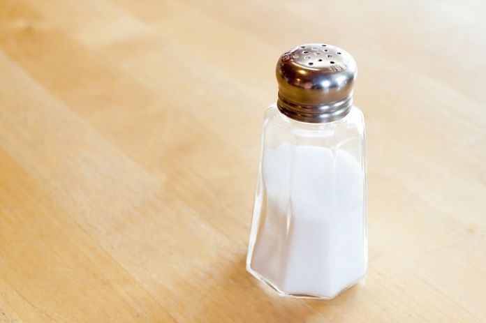 how-salt-impacts-your-blood-pressure-more-cleveland-clinic